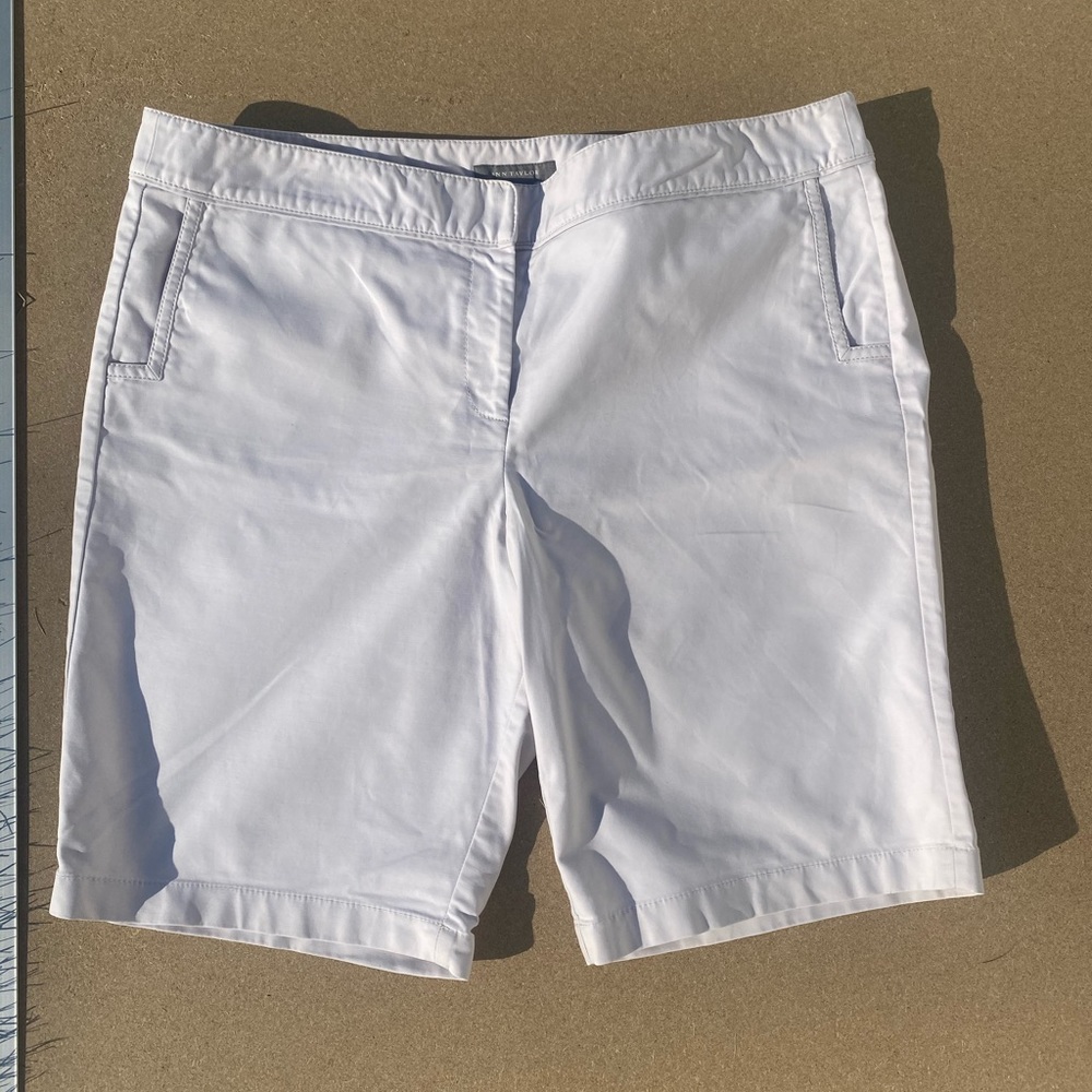 Size 16 Ann Taylor shorts